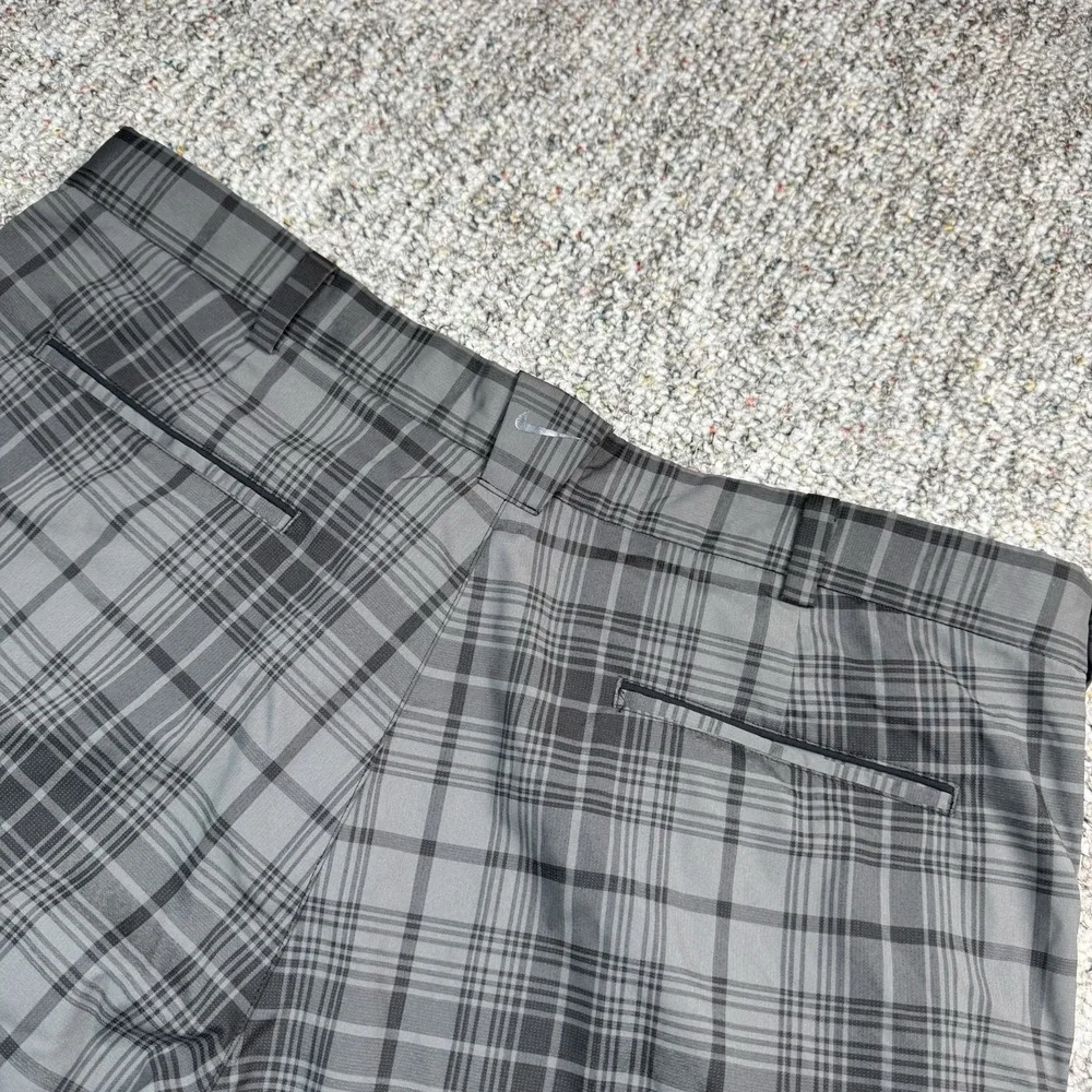 Nike Golf Shorts Mens 38 Plaid Tour Performance Tech Stretch Dri Fit Gray Black